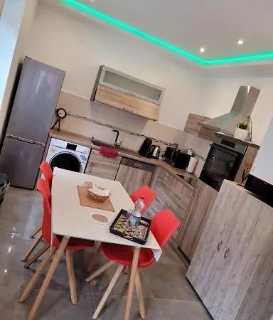 Larina Σπίτι διακοπών Κόχεμ